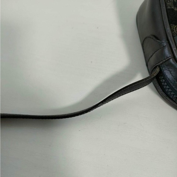 Celine Crossbody in good Condition!! - Picture 7 of 16